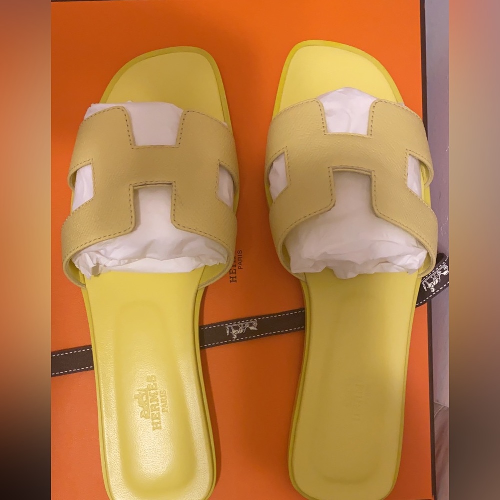 Hermes Oran Sandal 38.5